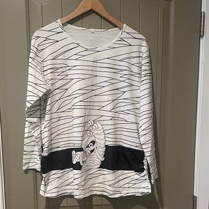 Mummy Graphic Shirt XXL